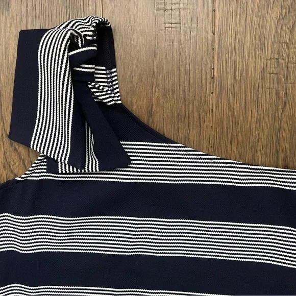 BISHOP & YOUNG Navy Striped One Shoulder Bow Top Size Small - Picture 7 of 12